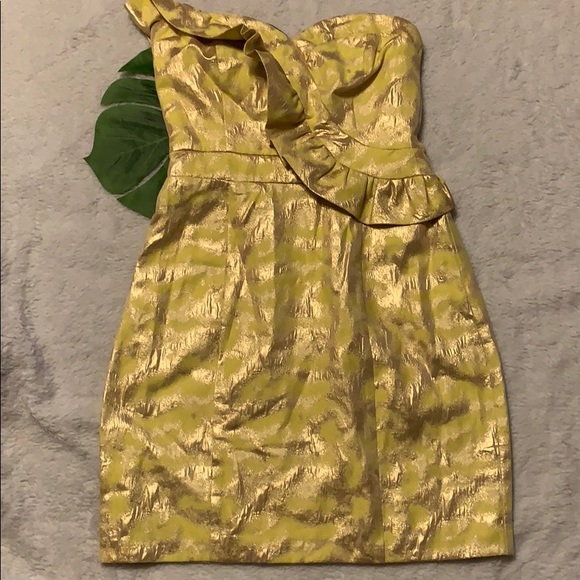 Karlie Dresses & Skirts - ❤️ Karlie yellow and gold strapless dress large